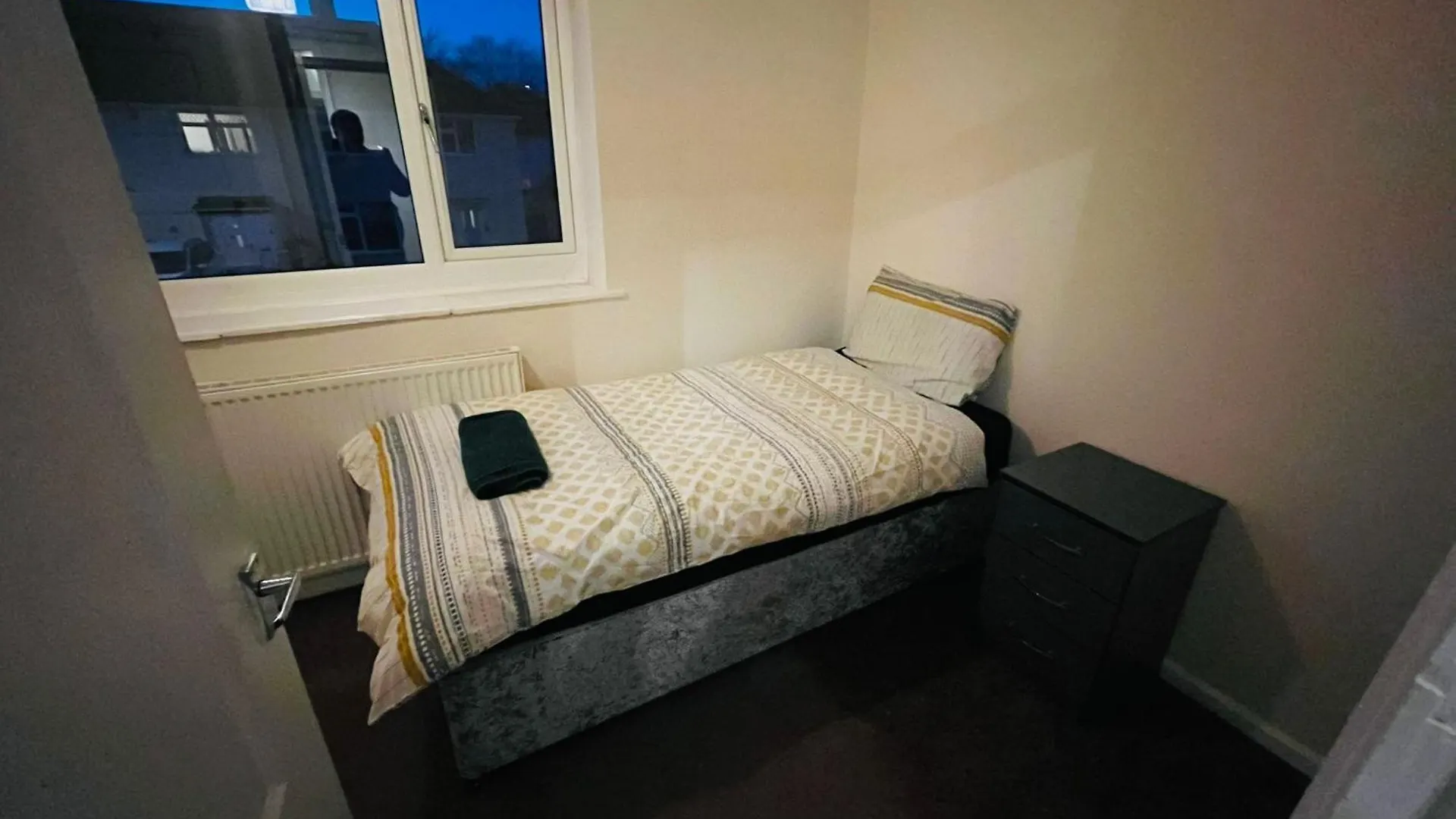 Single Room Near Clifton Campus Share Kitchen & Bathroom Nottingham