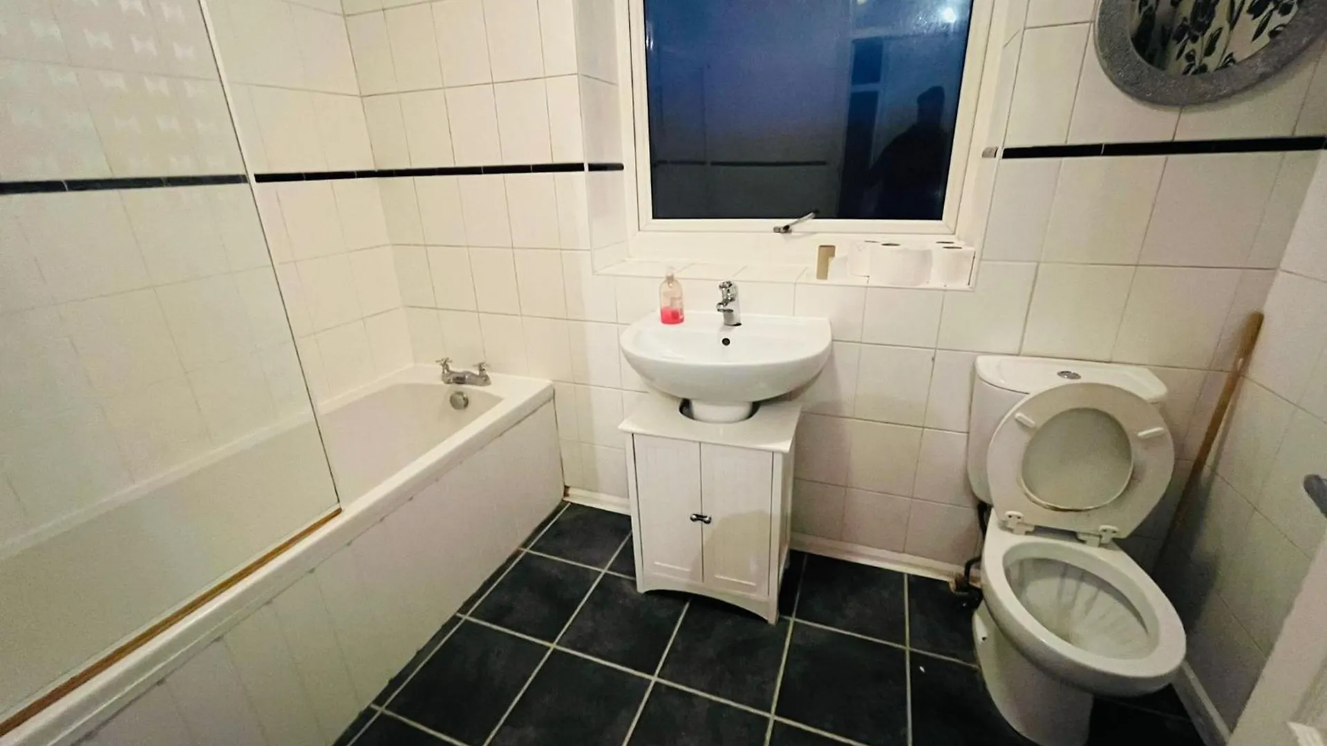 Single Room Near Clifton Campus Share Kitchen & Bathroom Nottingham 0*,
